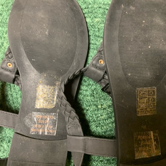 Womens sandals 81/2 like New - Picture 4 of 4
